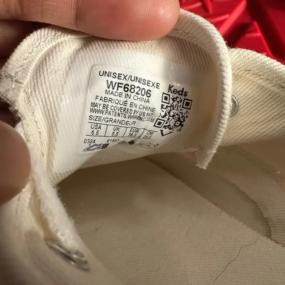 Keds Cream Canvas Lace-Up Sneakers, Size 6.5 - Picture 8 of 8